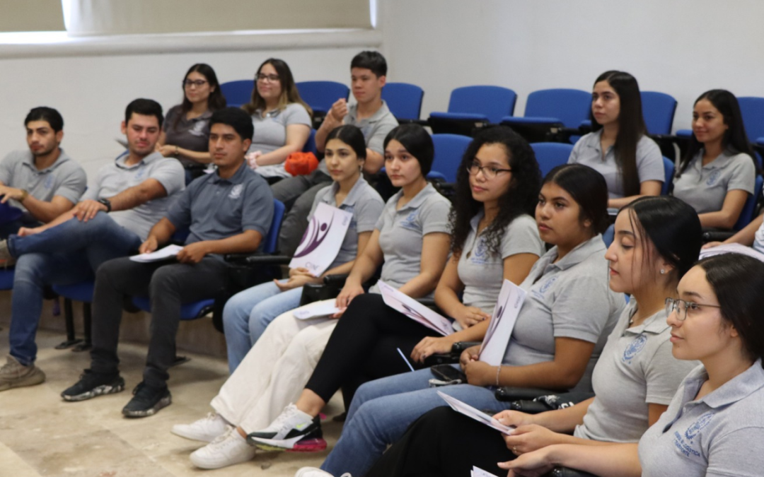 ¡Celebramos el éxito de nuestros estudiantes de Ingeniería en Logística y Transporte!