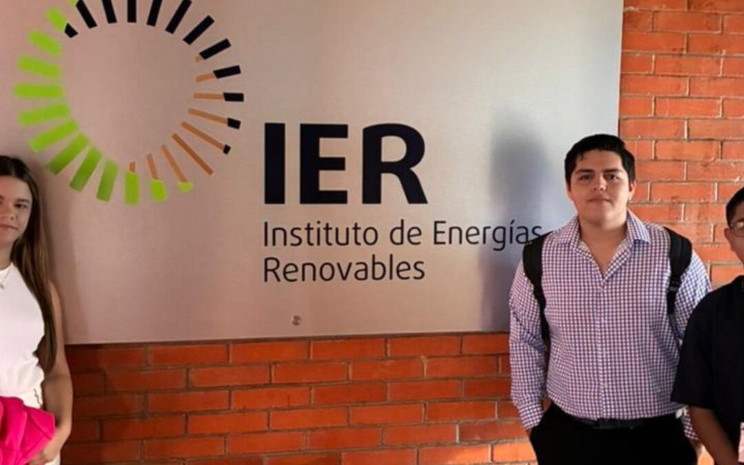 Estudiantes de Ingeniería en Energía y Desarrollo Sostenible participan en el CNEER 2025