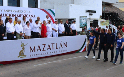 UPSIN participa con entusiasmo en el desfile del 20 de Noviembre en Mazatlán