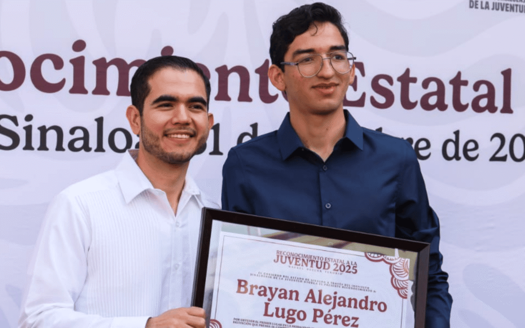 Estudiante de UPSIN recibe el Reconocimiento Estatal a la Juventud “Rafael Buelna Tenorio”