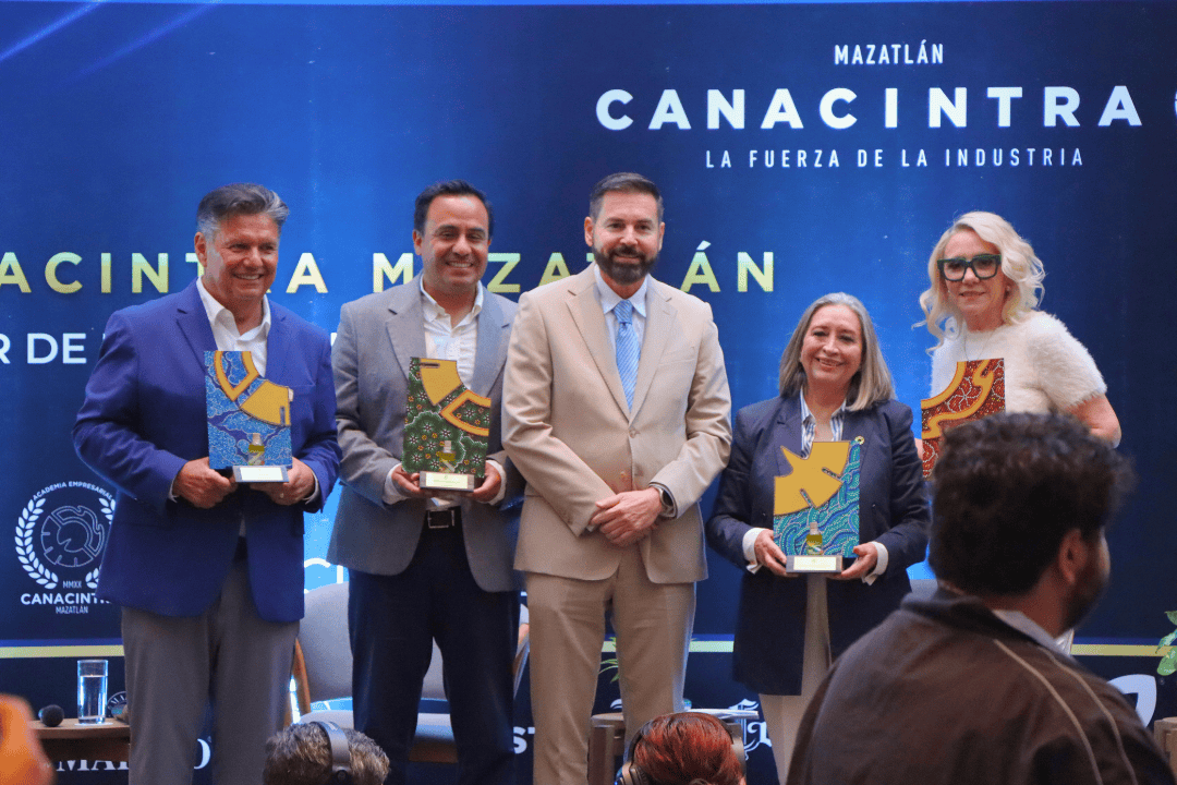 CANACINTRA 80 Aniversario (1) FEMECI 2025 UPSIN ENTREGA DE RECONOCIMIENTOS