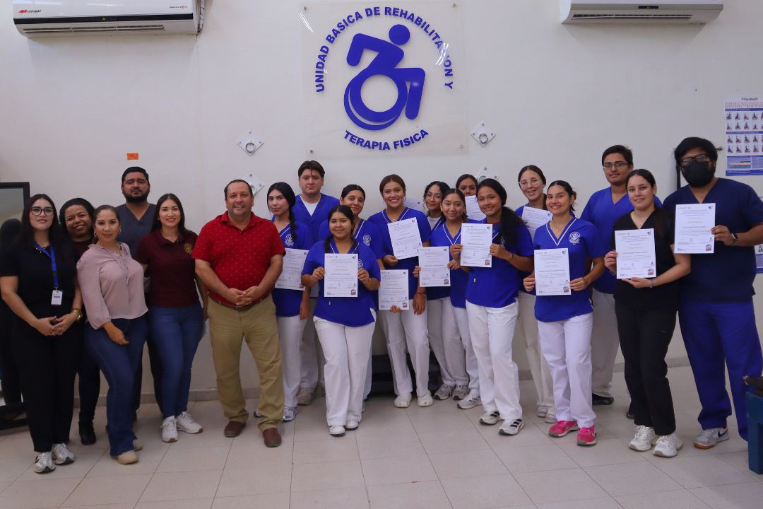 Entrega de reconociminetos DGTI a estudiantes de TF