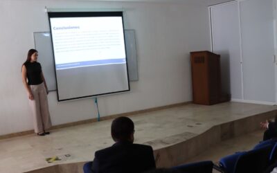 Examen de grado en UPSIN analiza el sargazo como fuente de biogás