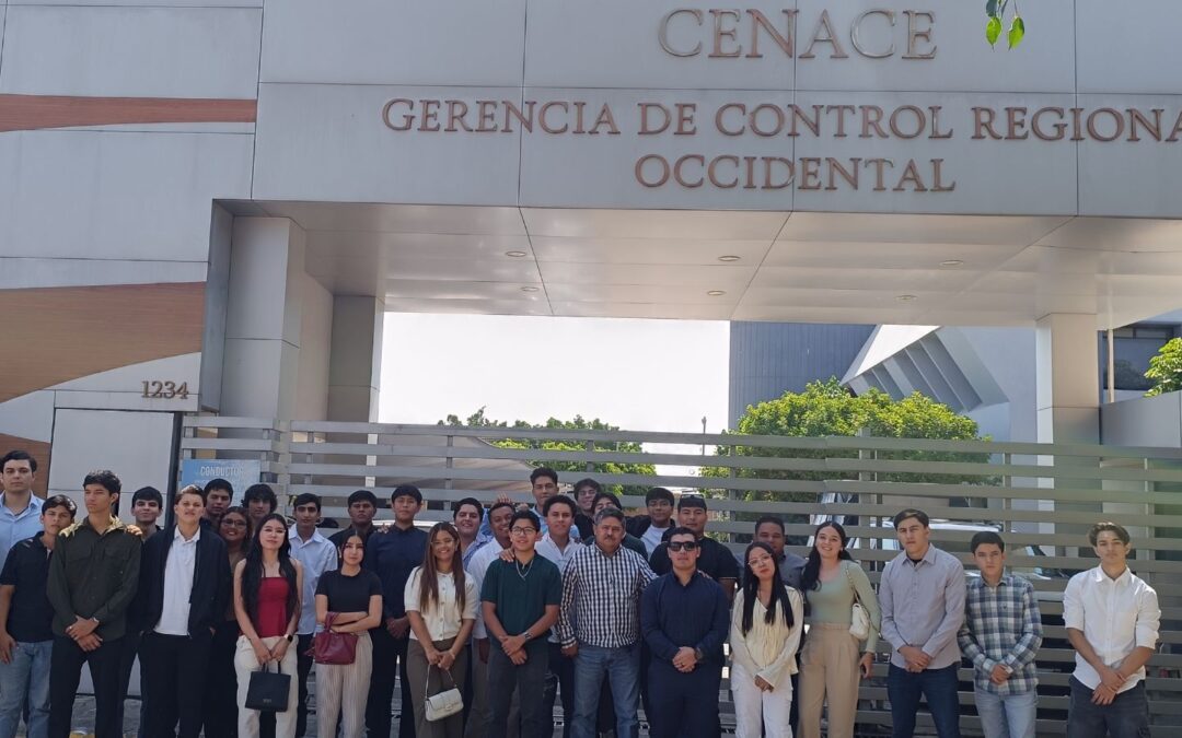 Estudiantes de Ingeniería en Energía conocen operación del sistema eléctrico nacional en CENACE
