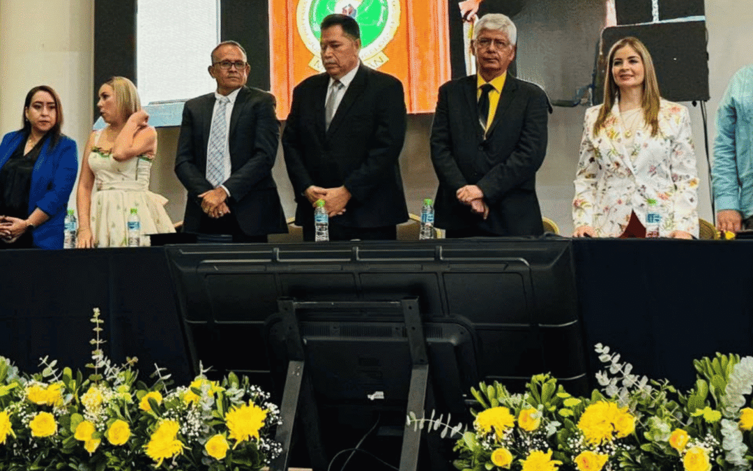 Nueva generación de la Preparatoria José Vasconcelos celebra su graduación acompañada por la UPSIN