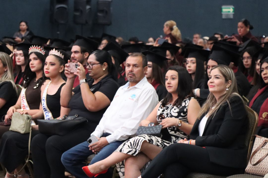 2026-06-30-UPSIN en graduación CETIS 127