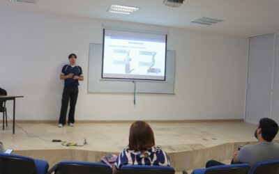 Bryan García Osuna presenta avances de tesis en la MCA UPSIN