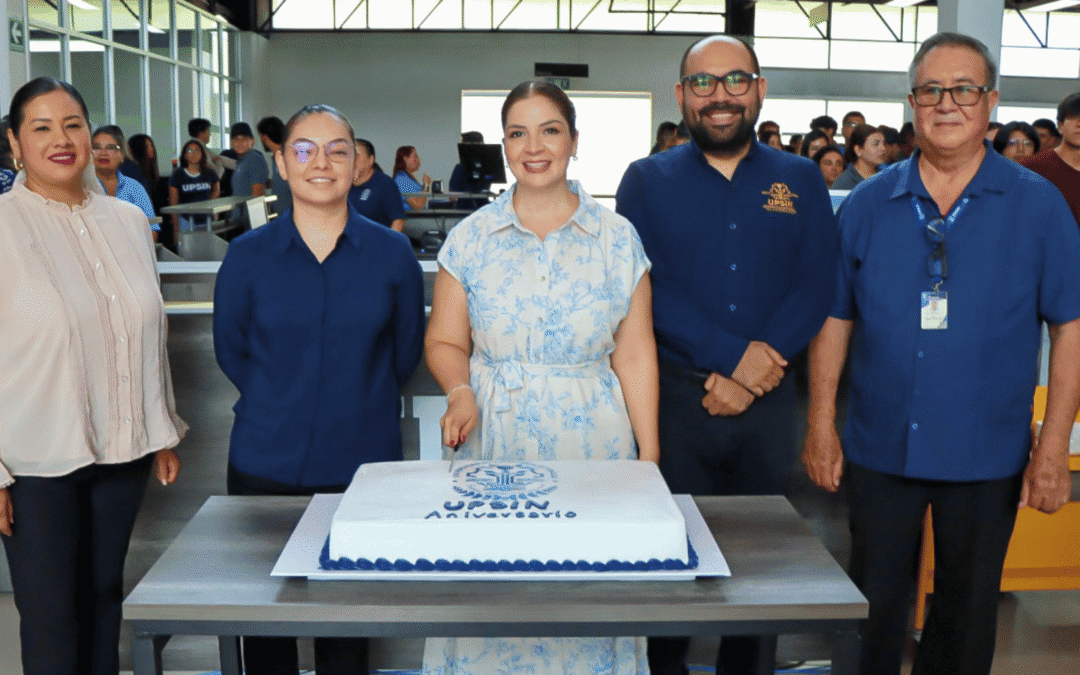 Con Honores a la Bandera, UPSIN da la bienvenida al ciclo escolar 2026-2027 y celebra 22 años de historia
