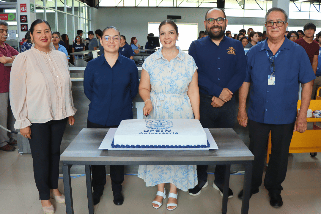 2026-09-07-Honores 22 Aniversario UPSIN (6)